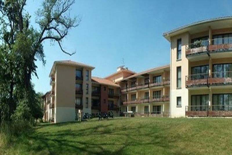 Adonis Toulouse - Appart'Hotel Du Parc Rouffiac-Tolosan Exterior photo